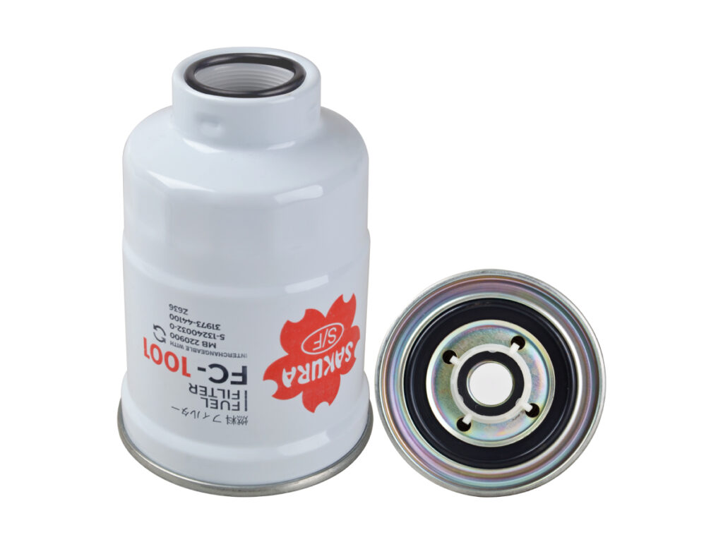 FILTRO DE COMBUSTIBLE PARA: ASIA, CATERPILLAR, CHEVROLET, DAIHATSU, GMC, HITACHI, HYSTER, HYUNDAI, ISUZU, JAC, KIA MOTORS, MITSUBISHI, SUNWARD, TCM, TOYOTA, YALE