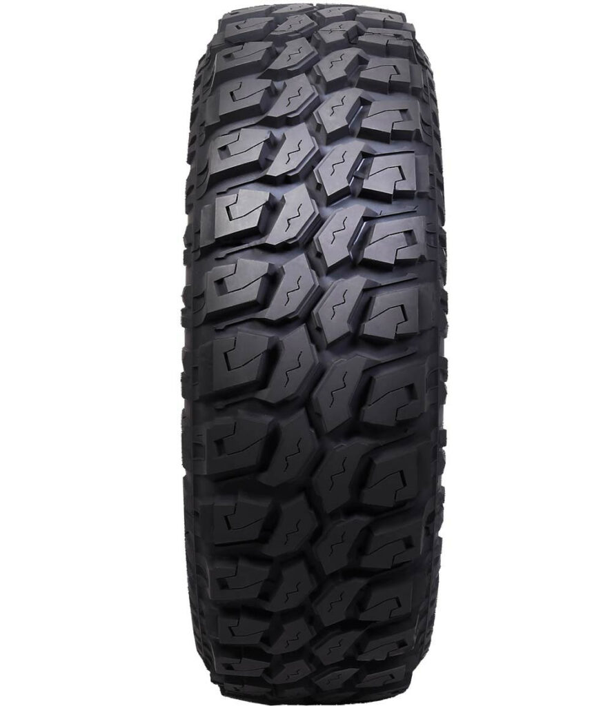 235/75R15 LT DELMAX ANDEAN MT AM1