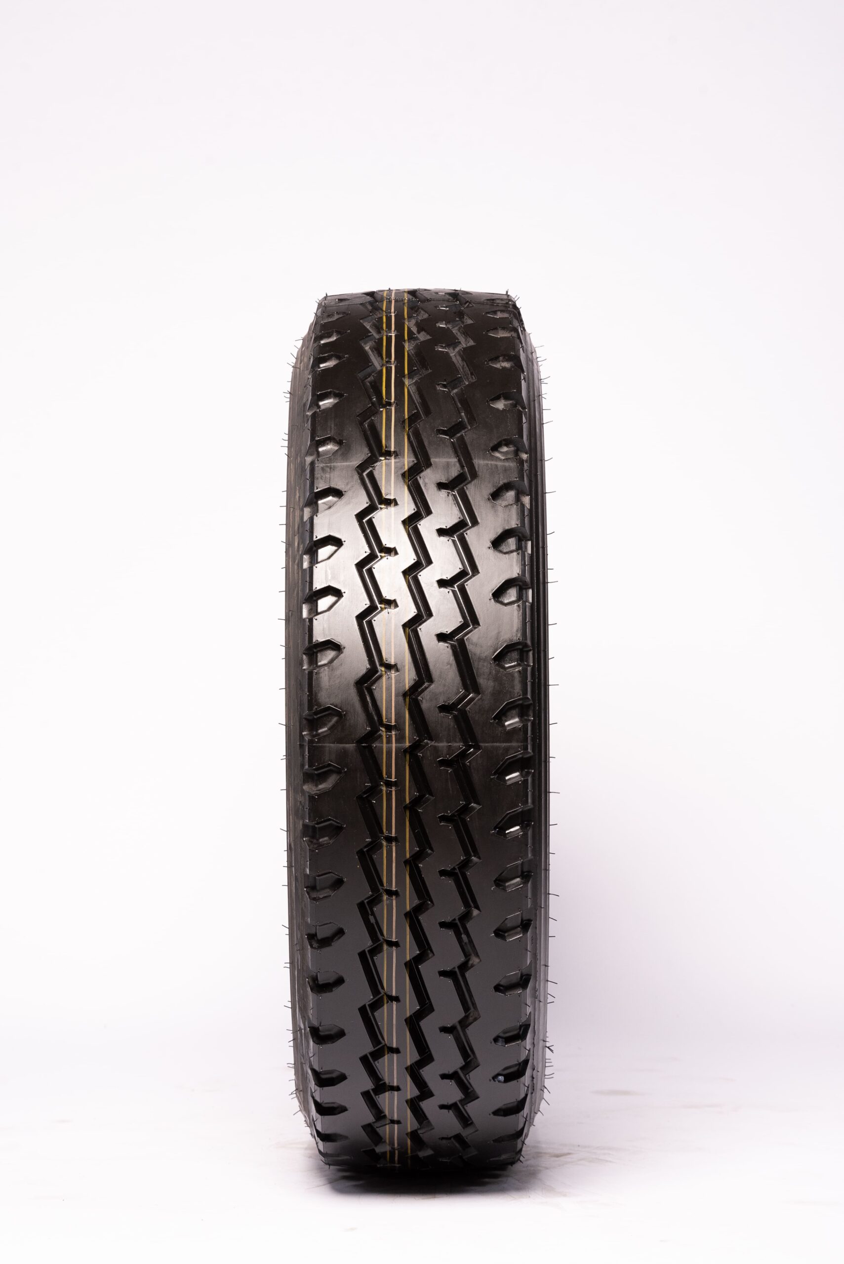 LLANTA 295/80R22.5 GOLD PARTNER GP702 MIX